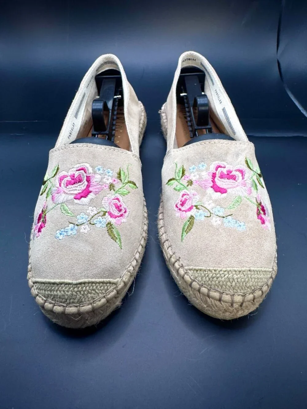 New Sz 9 40 FABIOLAS Espadrilles Suede Embroidered Flats Beige Tan Anthropologie